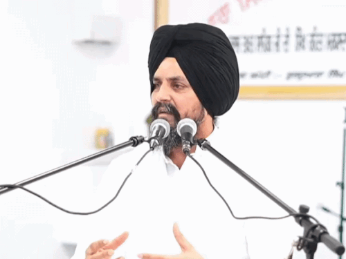 सिख प्रचारक बोले- खालिस्तान का CM किसे बनाओगे:बिना प्लानिंग शोर मचाते हैं, मिल गया तो जुत्तियोजुत्ती होंगे; VIDEO सामने आया