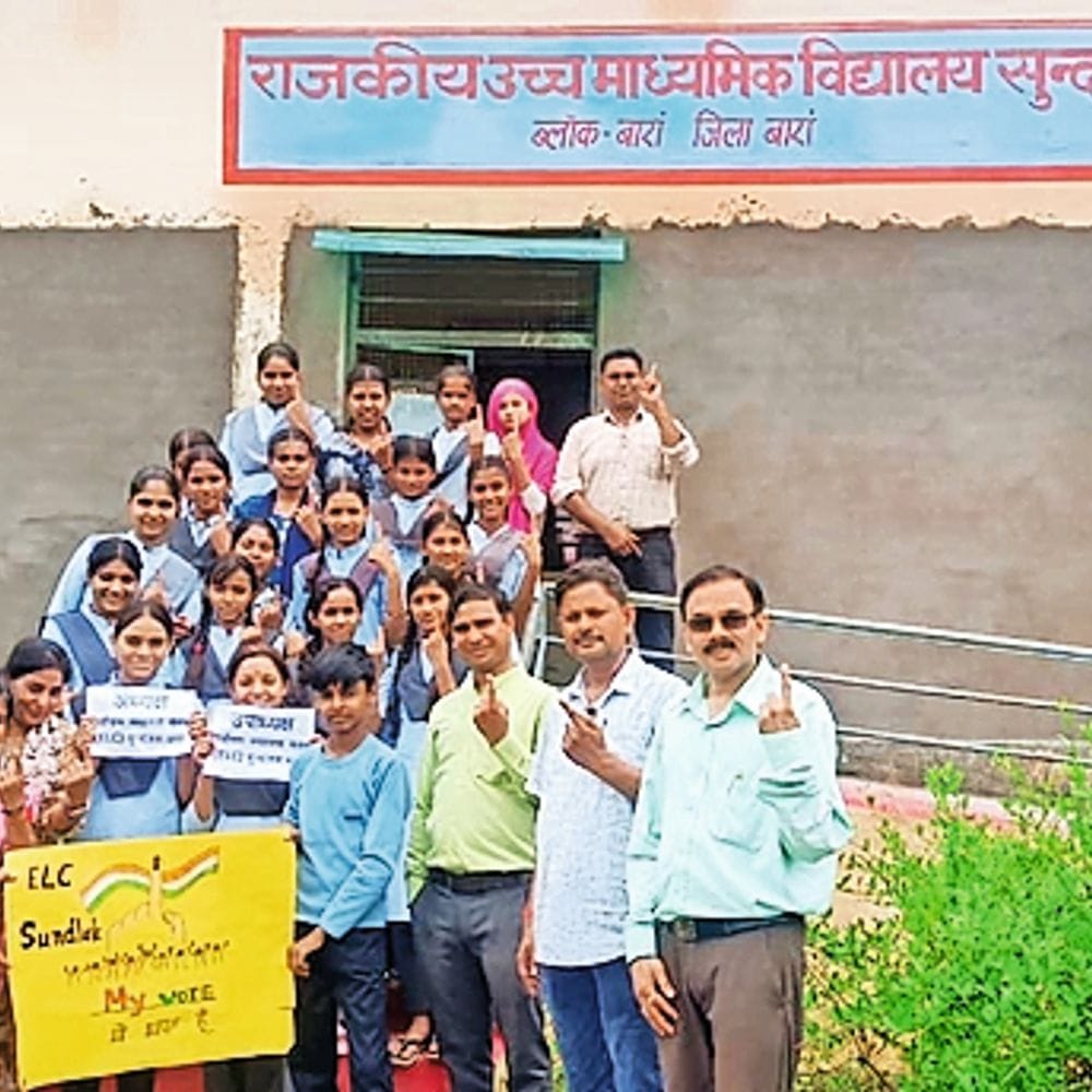 सुंदलक स्कूल में ईएलसी पुनर्गठन कुमकुम अध्यक्ष, हर्षिता उपाध्यक्ष