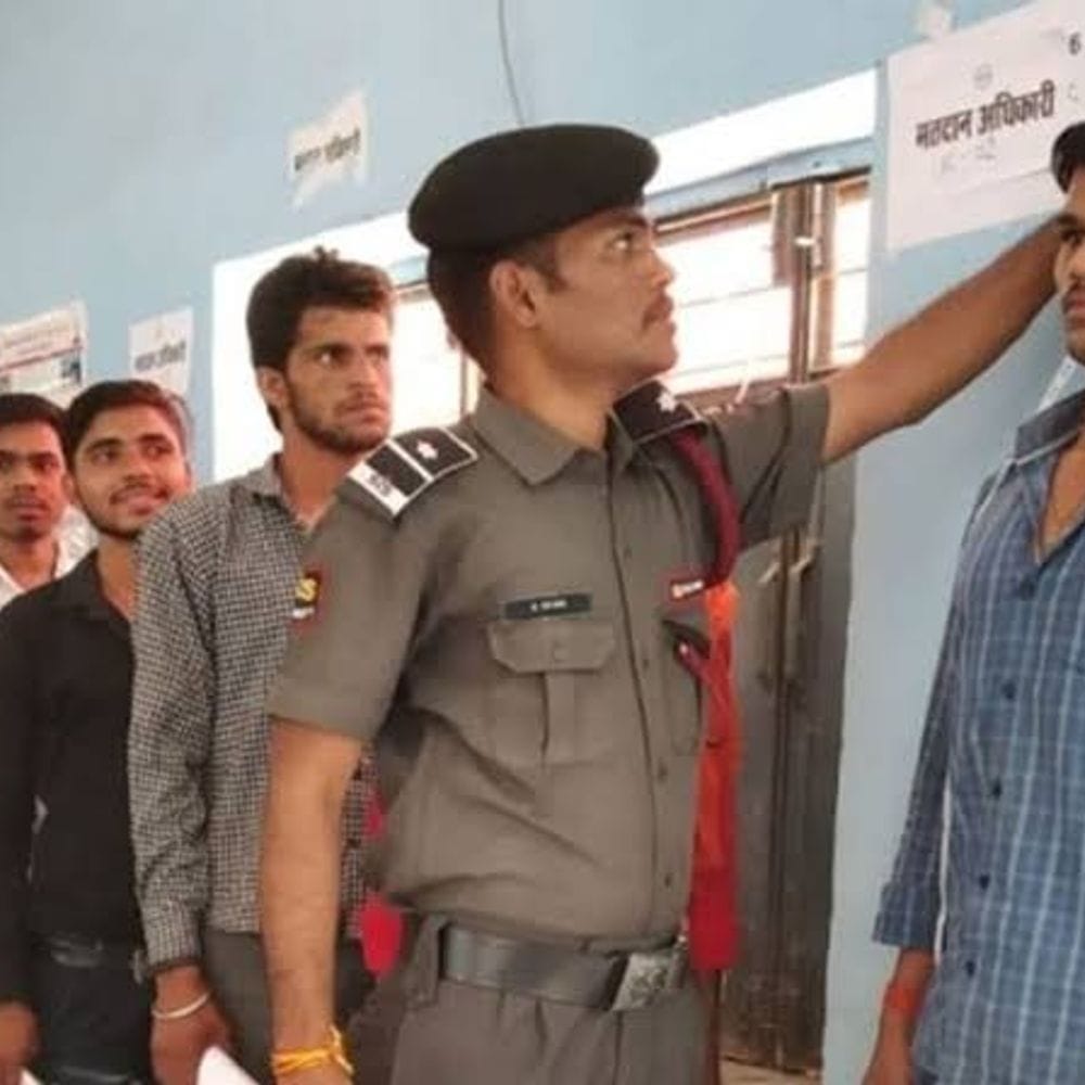 सुरक्षा जवान-सुपरवाइजर और ड्रोन पायलट भर्ती कैंप कल से:18 से 26 हजार तक मिलेगी सैलरी, जानिए- पंचायत समिति में कब कहां लगेंगे कैंप