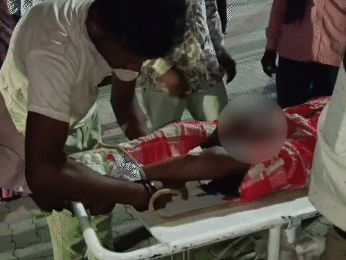 सुसाइड के प्रयास में गर्दन की नस-दबी, चीखने लगा युवक:अस्पताल में हिंसक हुआ; रस्सियों से बांधकर उदयपुर ले गए