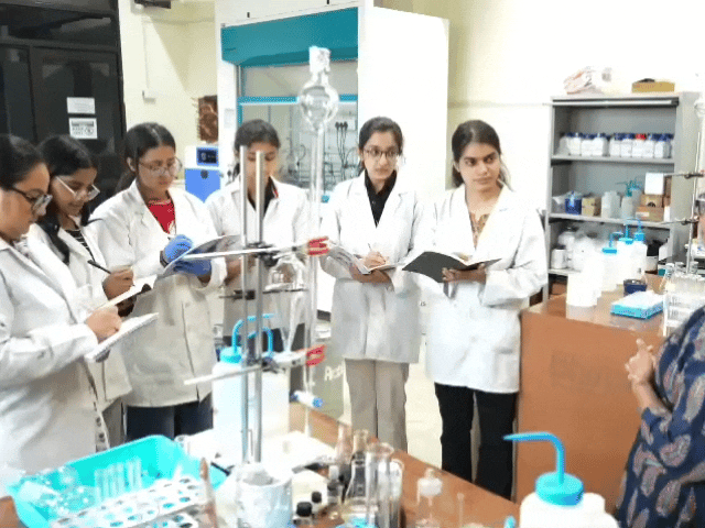 IIT जोधपुर करेगा सूरज की रोशनी को स्टोर:स्मार्ट मैटेरियल कर रहे विकसित, सूरज की रोशनी को सुरक्षित रखकर किया जा सकेगा इस्तेमाल
