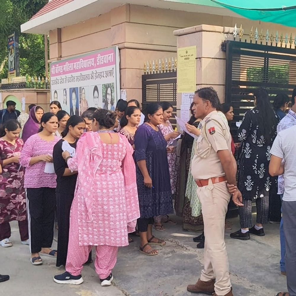 RPSC वरिष्ठ अध्यापक भर्ती परीक्षा:पहले दिन 21 केंद्रों पर 64 प्रतिशत अभ्यर्थी मौजूद रहे, 36% अभ्यर्थियों ने छोड़ी परीक्षा
