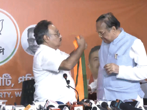 TMC के 3 पूर्व राज्यसभा सांसद भाजपा में शामिल:पार्टी ने तीनों को उपचुनाव में उम्मीदवार बनाया; नाराज होकर ममता का साथ छोड़ा था